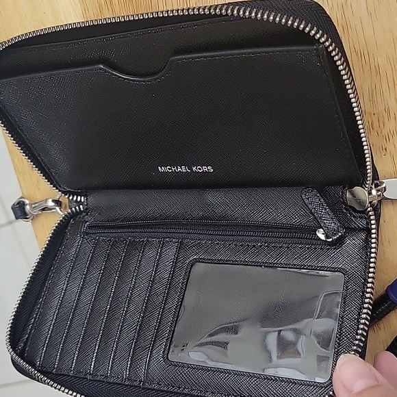Michael Kors Wristlet - Picture 2 of 5